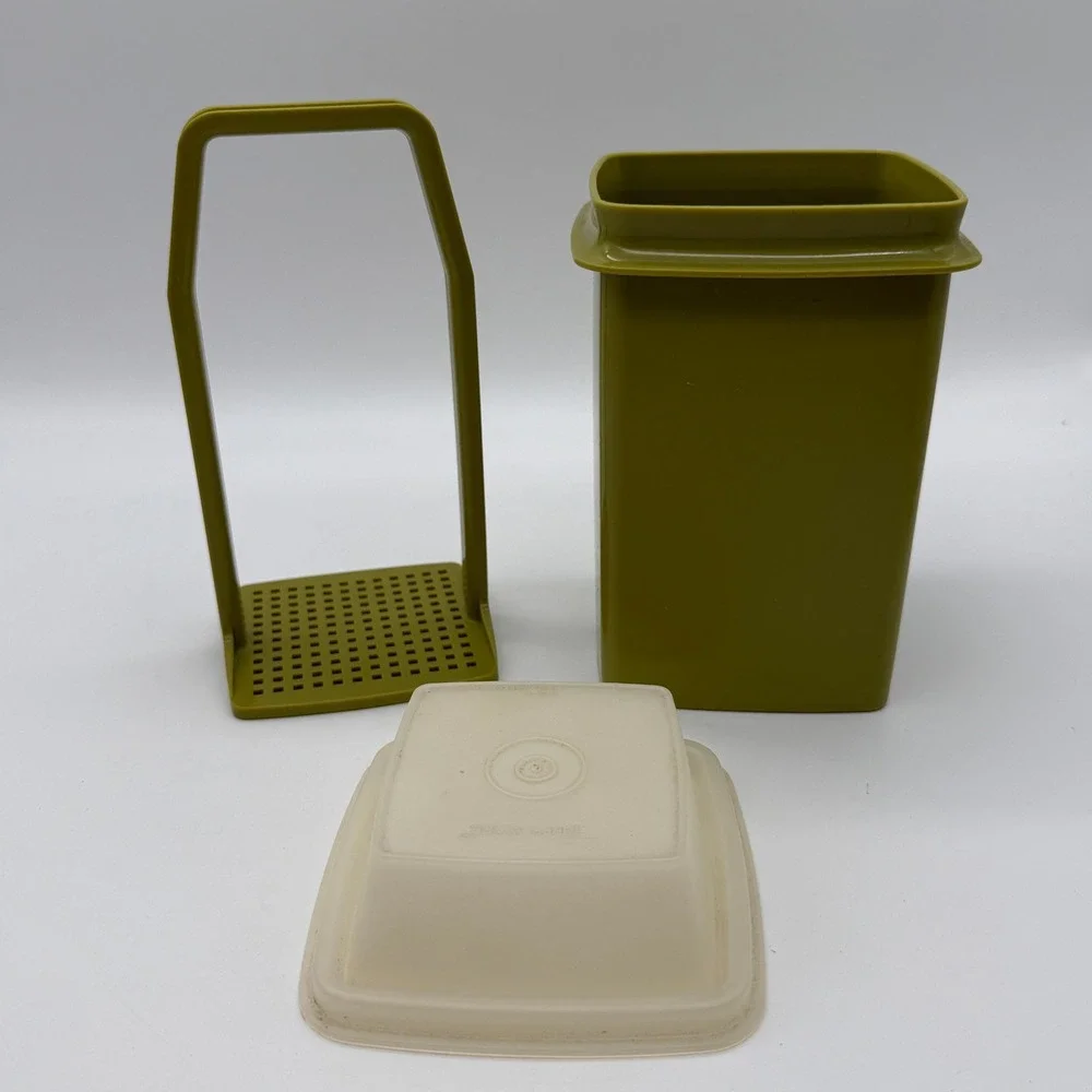 Tupperware Pickle Lifter Container 1330 Avocado Green Vintage 70s Small Square